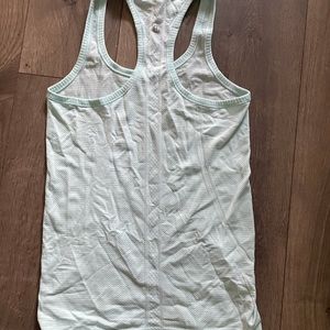Lululemon tank top light green XS